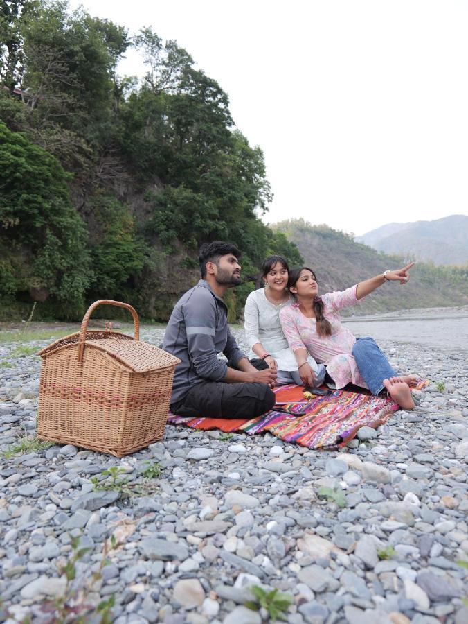 Sukoon - A Wellness Resort, Uttarakhand Chuharpur Dış mekan fotoğraf